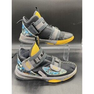 Nike LeBron Soldier 13 GS Black University Gold AR7585-070 Youth Size 5Y